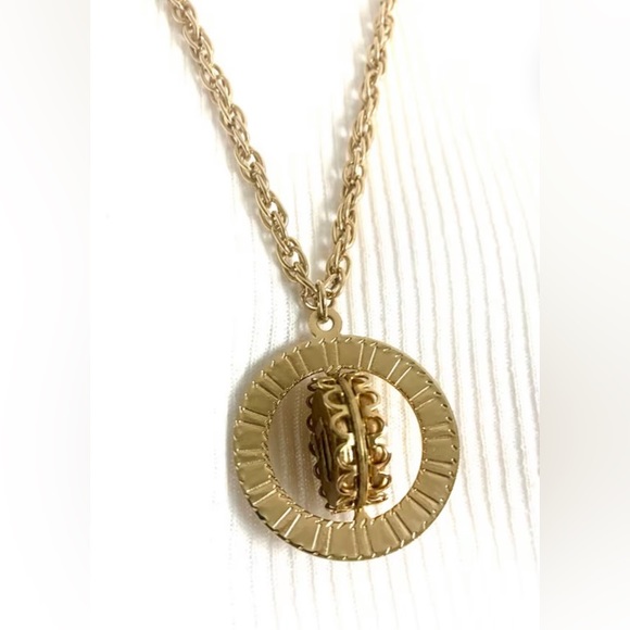 NWOT Vintage Hebrew Gold Tone Spinner Pendant Necklace Long Chain 1970s - Picture 4 of 7